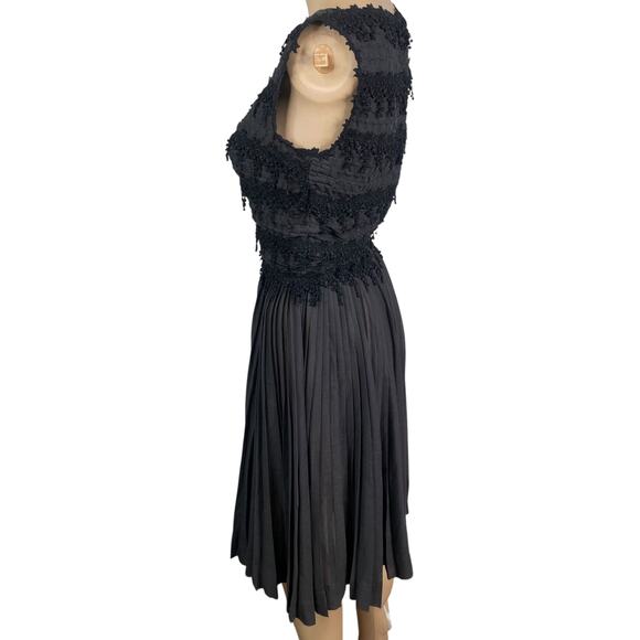 Vtg 1950s Carlye Black Pintuck Lace Pleated Fit & Flare Dress SZ XS - Picture 7 of 9